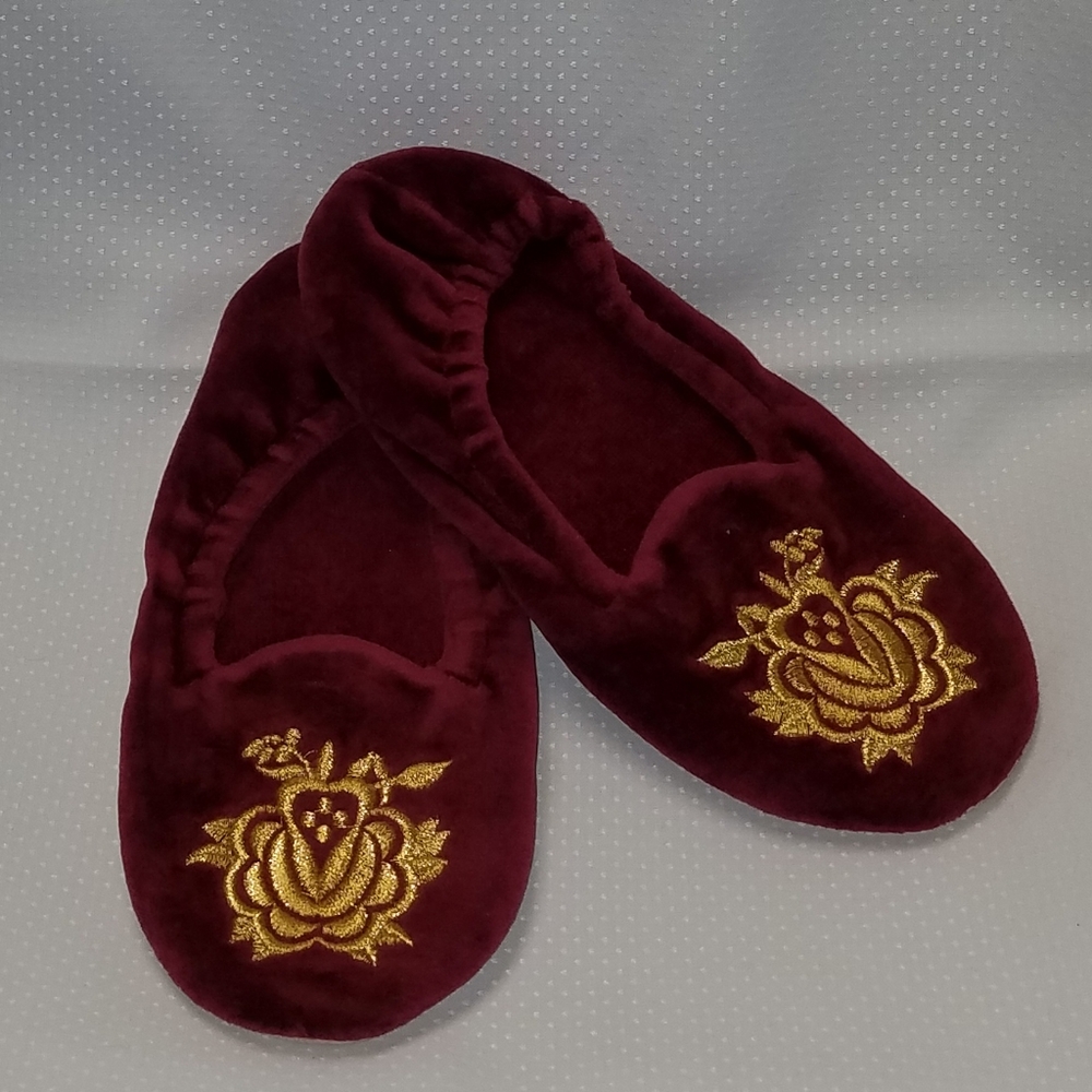 NWOT Isotoner Burgundy/Gold Slippers Leather Sz Sm